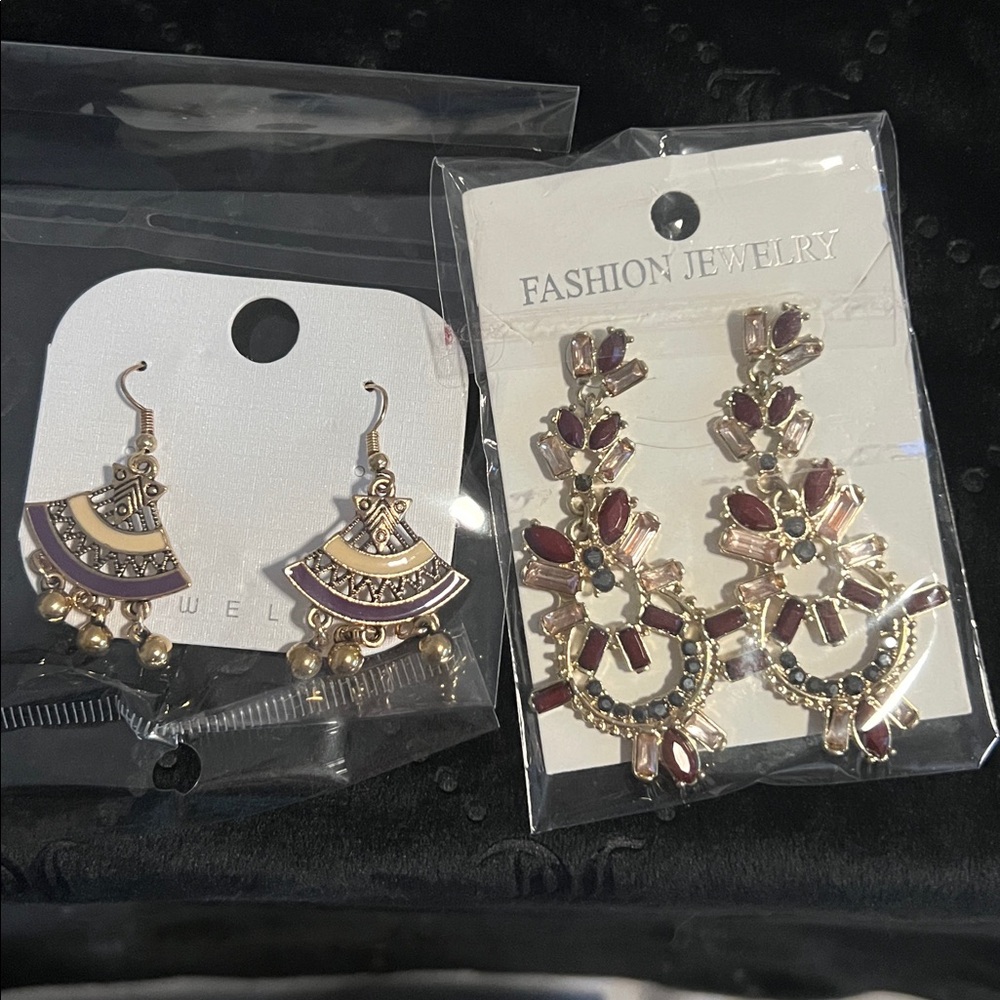 2x - HOLIDAY COLORS - Elegant Fashion Earrings